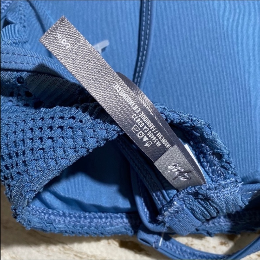 Aerie blue halter swim top. Size Small‎ - Picture 4 of 5